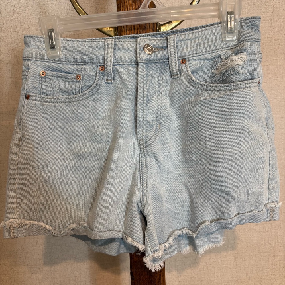 Wild Fable Light Blue Denim Women's Shorts Size 2 Button Fly